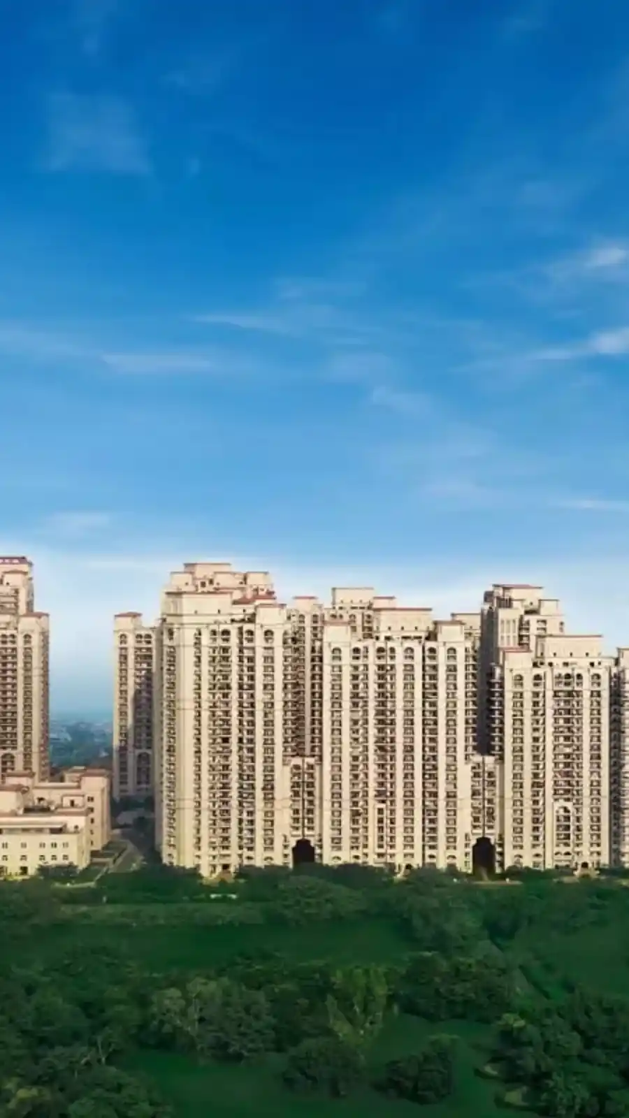 DLF Capital Greens